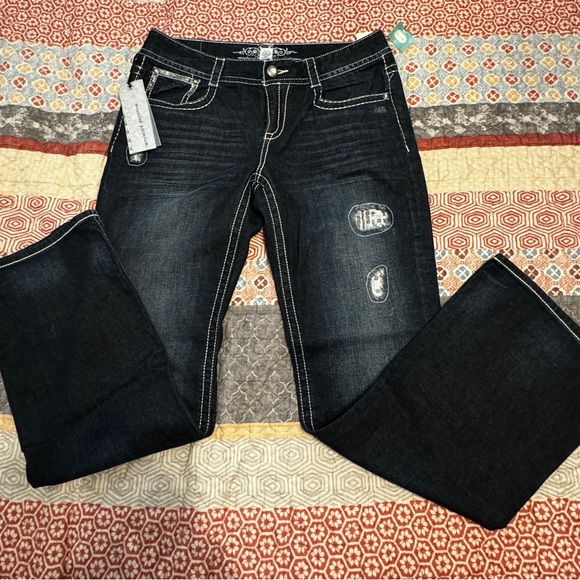 Maurice's Premium Boot Cut Jean
Size: 15/16 Long - Picture 2 of 4